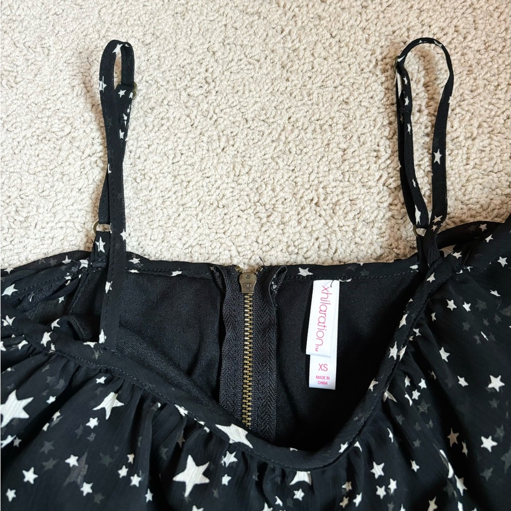 black and white star print off the shoulder tiered ruffle maxi dress - Picture 7 of 15
